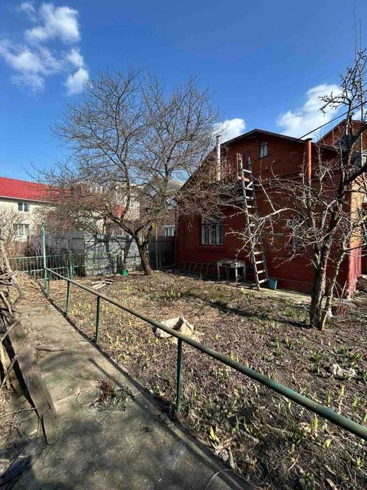 Будинок в центрі міста