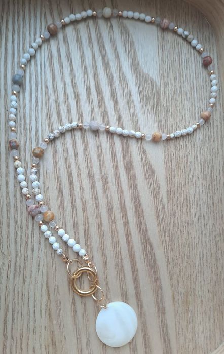 Nowy choker z agatu, kwarcu bialego i masy perlowej