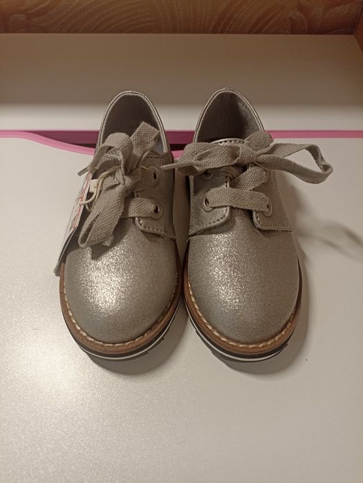 Ботинки, туфли, кеды Zara. Размер 23