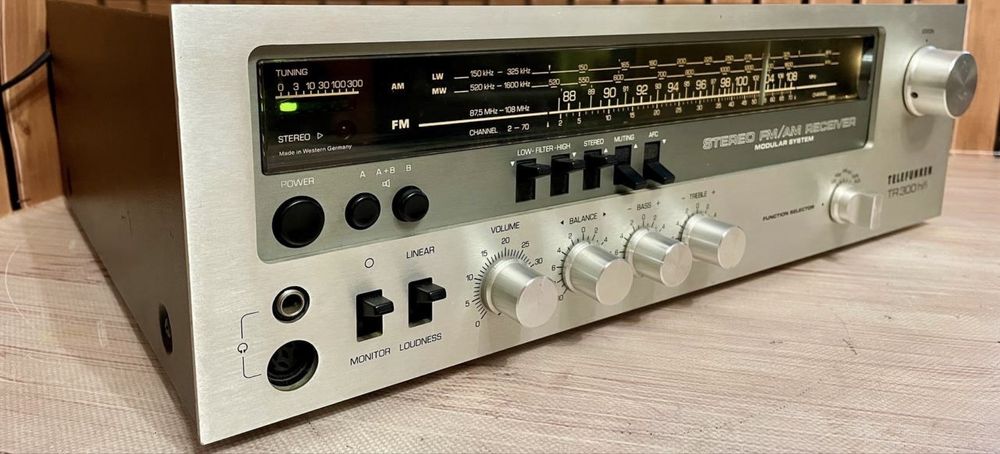 Продам ресивер Telefunken  tr30 hifi