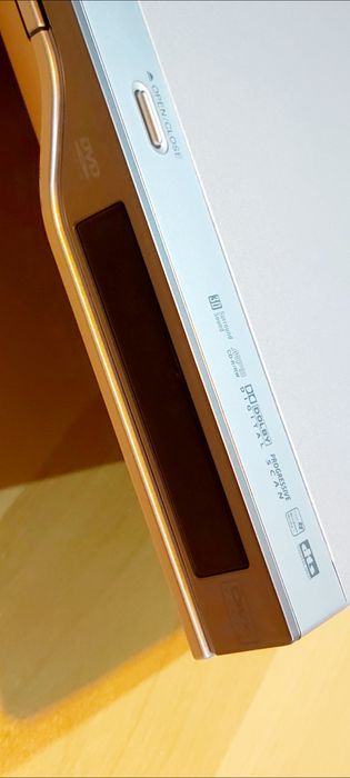 Leitor DVD/karaoke LG