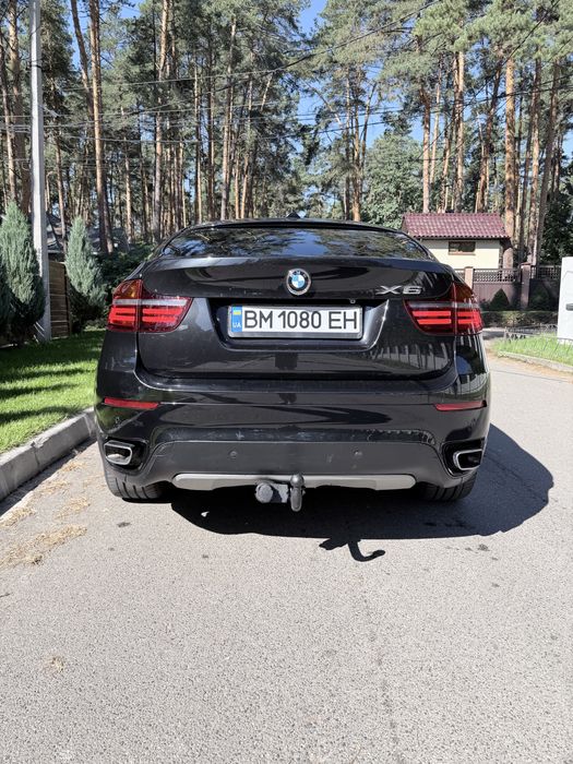 У продажу BMW X6