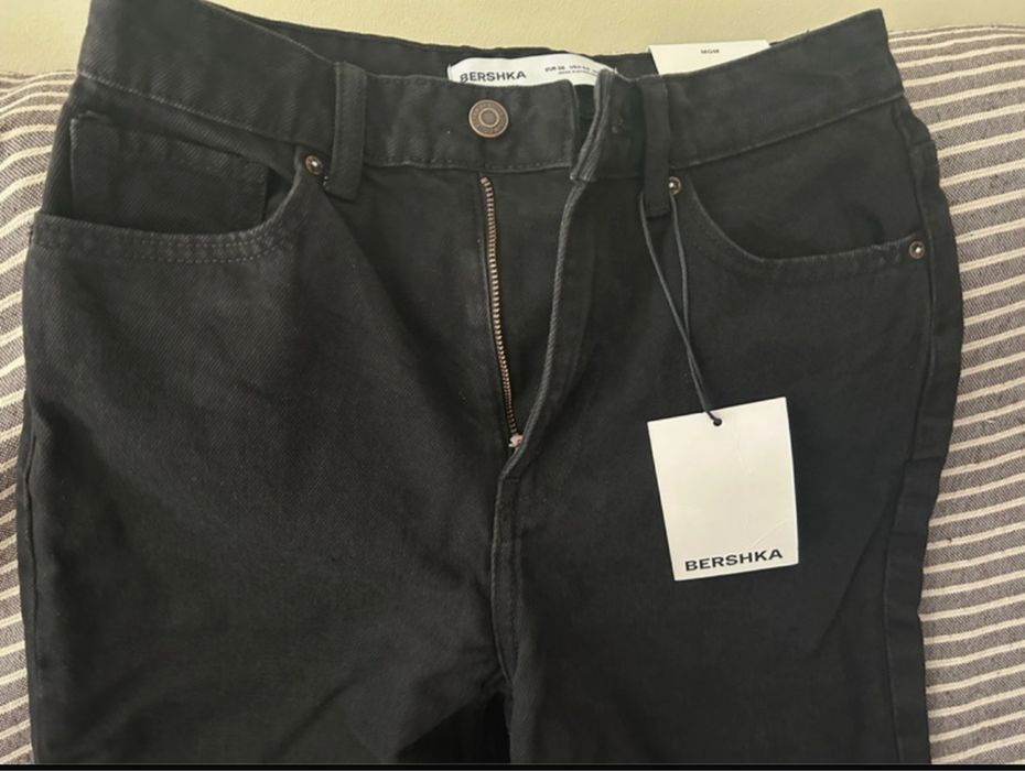 Calcas ganga novas com etiqueta pretas