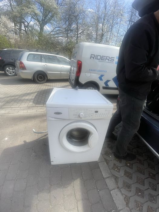 Sprzedam pralkę sprawna