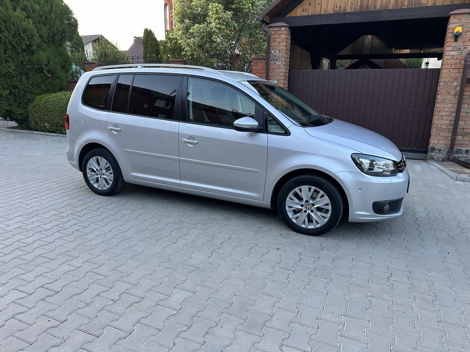 Фольксваген Тоуран Автомат 2,0 диз;