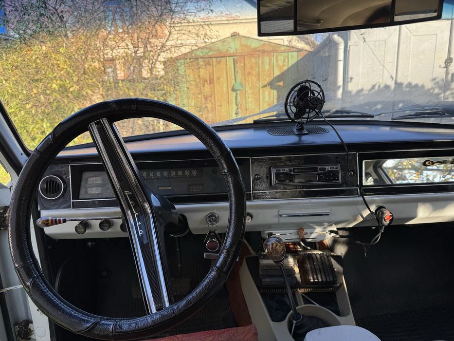 Автомобіль Волга ГАЗ24