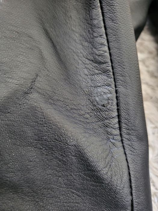 czarna skórzana kurtka marki Leather Man