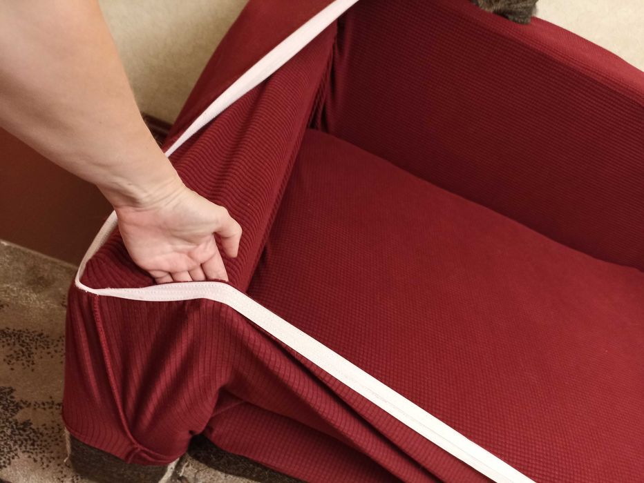 Натяжний еластичний бордовий чохол для 2-місного дивана, софи, канапи