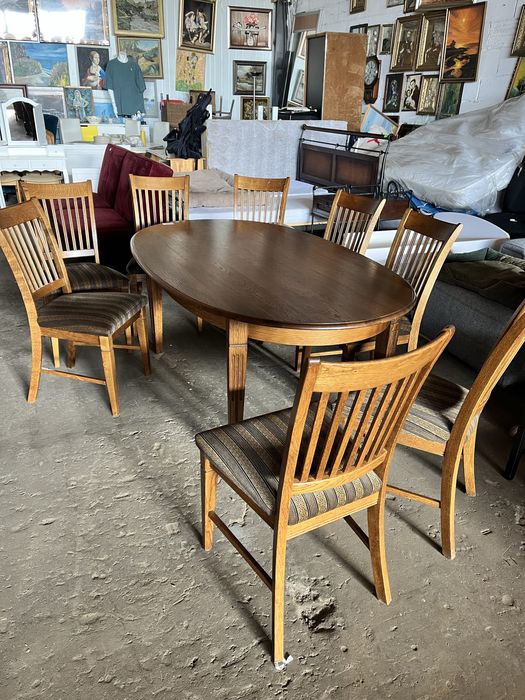 Stół drewniany plus 8 krzeseł OKAZJA !