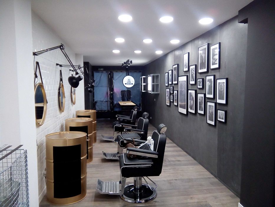 Pintura interior e exterior.