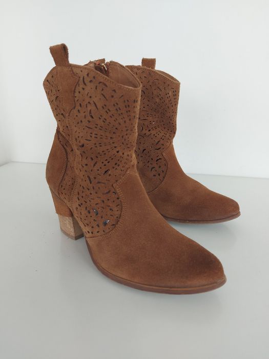 Buty damskie kowbojki skórzane Exquisite w rozmiarze 37