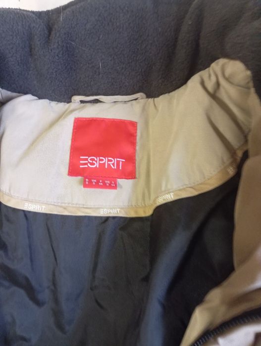 Продам зимнюю женскую куртку