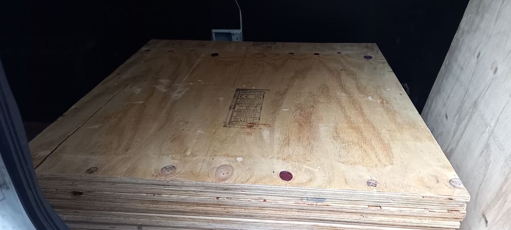 Sklejka iglasta 15mm 120x120cm