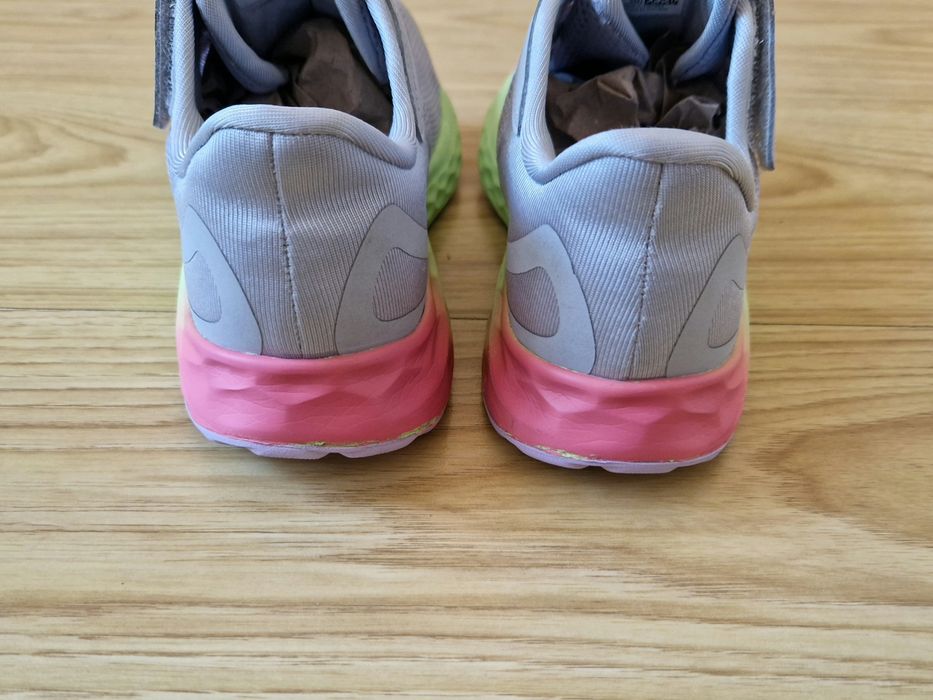 Кросівки для дівчинки New Balance 35 розмір (стелька 22.5см) Original