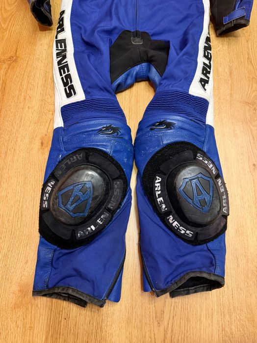 Kombinezon motocyklowy dziecięcy 115-125cm wzrostu 6-7 lat