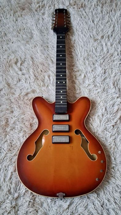 Гітари Марія 6 струн, та 12.