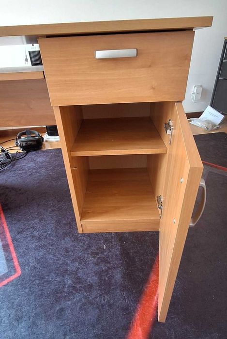 Secretária de Computador
