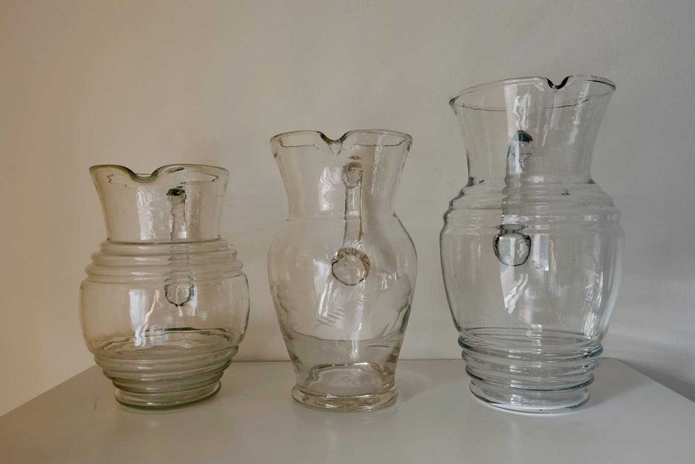 Jarros de vidro antigos colecionáveis