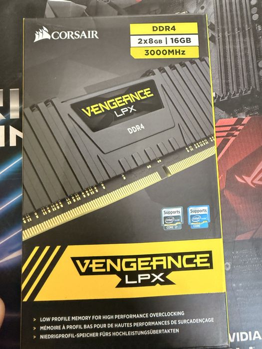 Corsair Vengeance DDR4 - 3000MHz zestaw 2x8GB