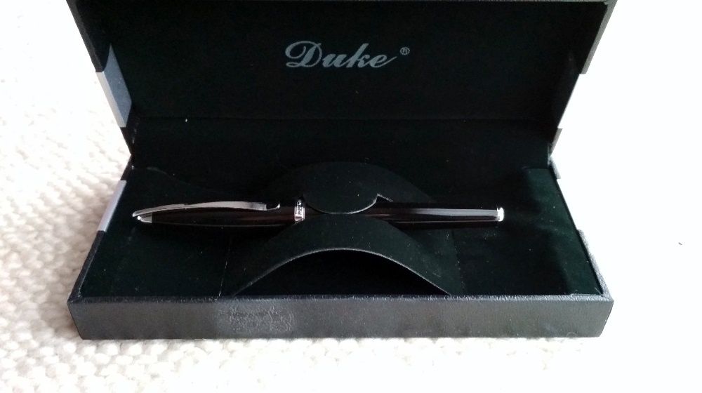Eleganckie pióro wieczne DUKE w etui, Nowe