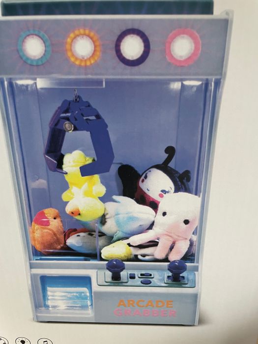 Máquina Divertida de Apanhar Brinquedos - NOVA - Com luzes led e som!