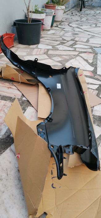 Guarda Lamas Esquerdo Toyota Corolla xli (AE100) [NOVO]