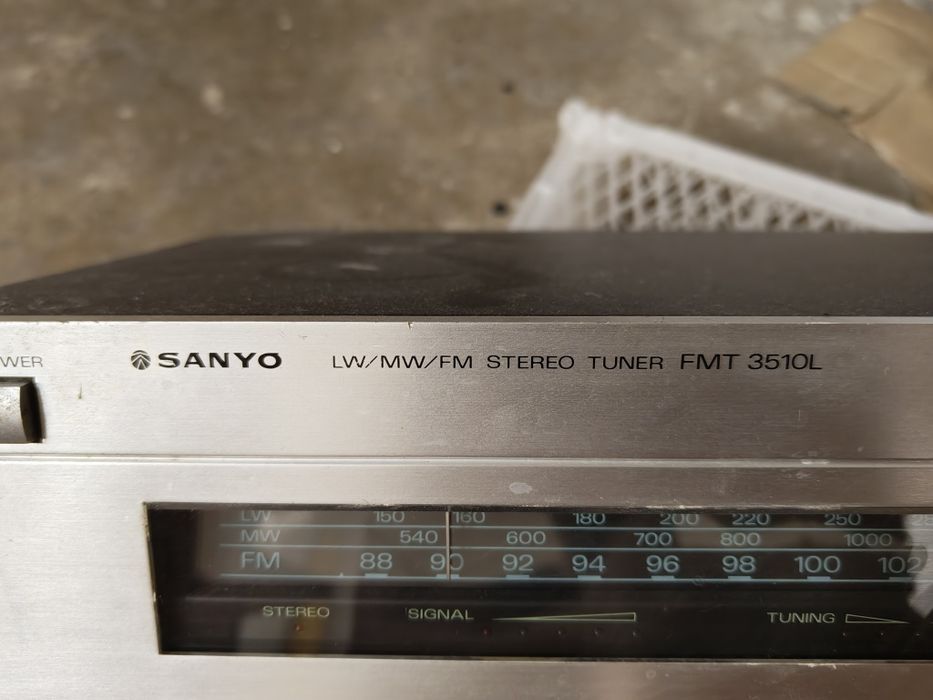 Amplificadores  e vários equipamentos