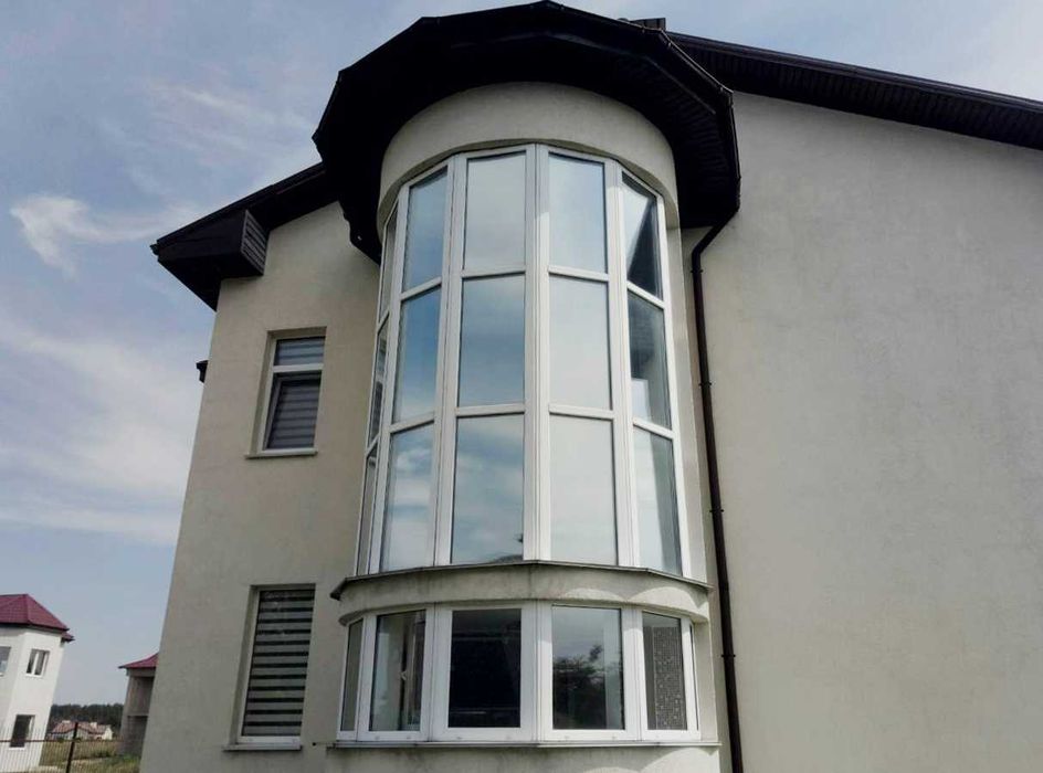 Зеркальная, солнцезащитная тонировка окон. Поклейка броне пленки