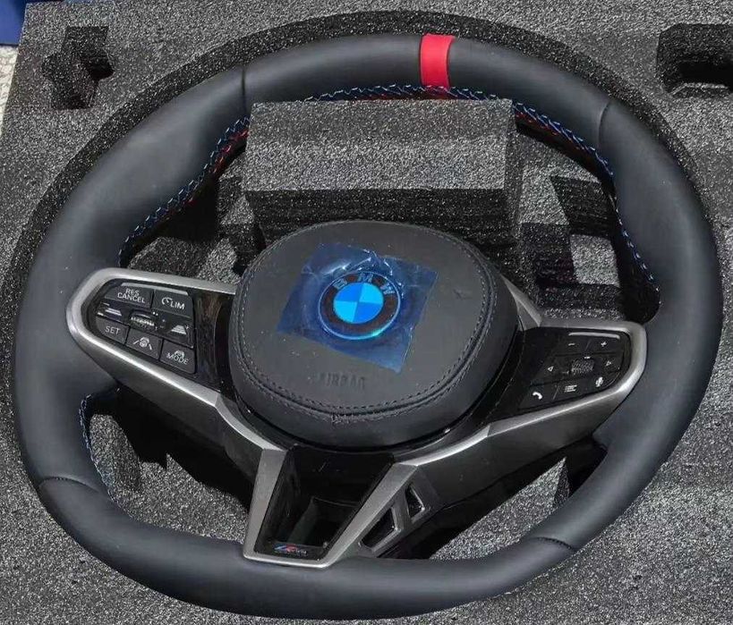 Volante BMW M Pack G Series – G20 G21 G30 G42 G22 G11 X3 X4 X5 X6 (Série 1 2 3 4 5 6 7 X)