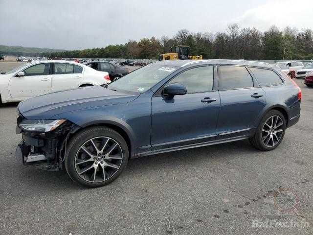 Двері Volvo V90 запчастини вольво в90