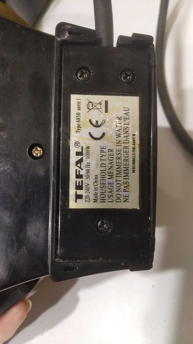 Срочно! Вафельница Tefal Ultra Compact WD3000 Нержавеющая сталь, 1000В