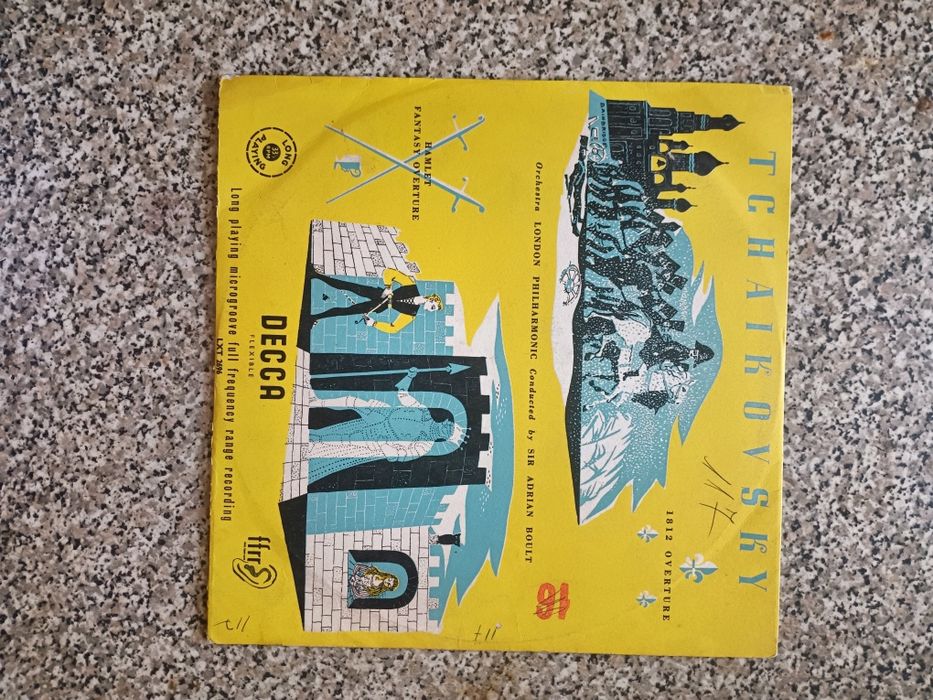 Variedade de discos vinil LP 3€ unidade
Exemplar estado de conservação