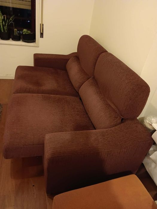 Sofá 3 lugares bordô