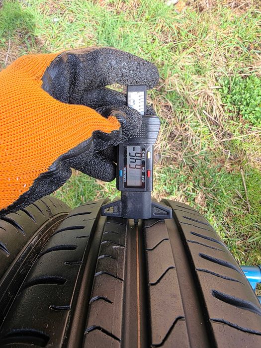 Opony letnie klasy średniej FALKEN 165/70/14 ok. 6,5 mm 2022 r
