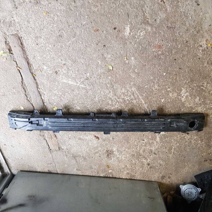 belka zderzaka tył Hyundai Kona