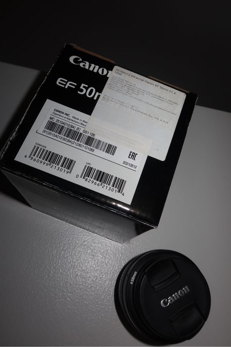 Обʼєктив Canon ef 50mm f/1.4 usm , стан ідеальний