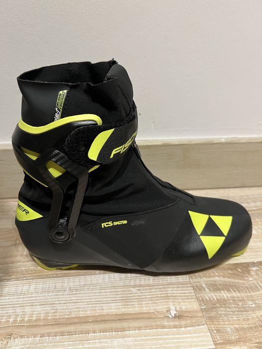 Narty biegowe Fischer RCS Skate Plus Stiff IFP 2025
