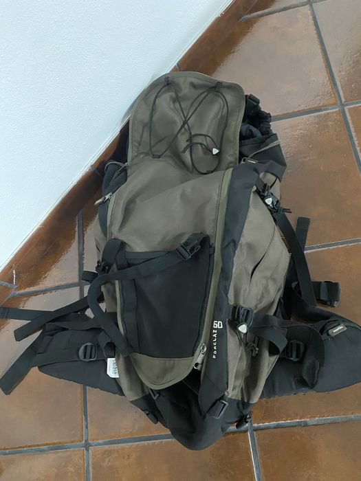 Mochila marca Forclaz 60