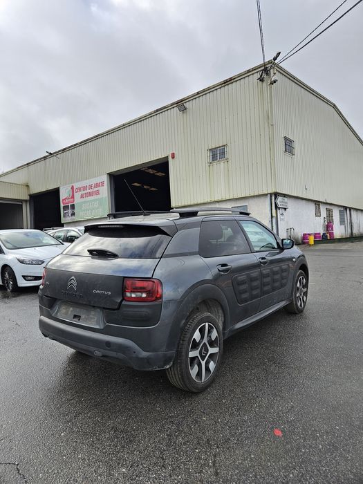 Citroën C4 Cactus 1.6 BlueHDi de 2016 para peças