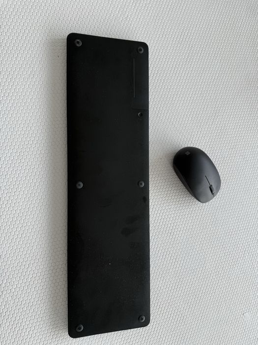 Teclado + Rato Microsoft Bluetooth Desktop PT