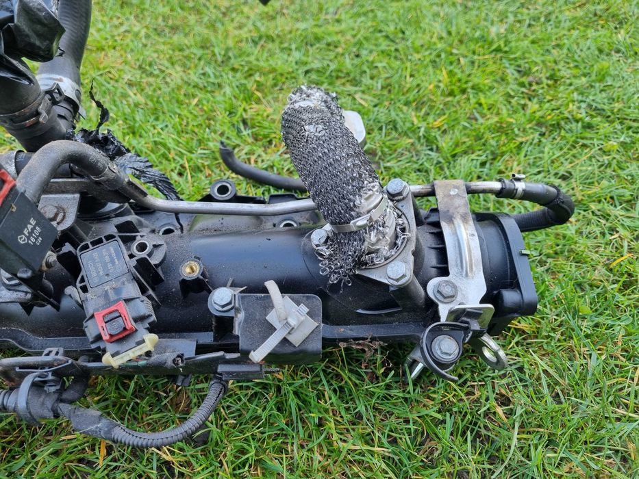 Opel Insignia A Zafira C Astra J 2.0 CDTI Kolektor Ssący Wiązka Świec