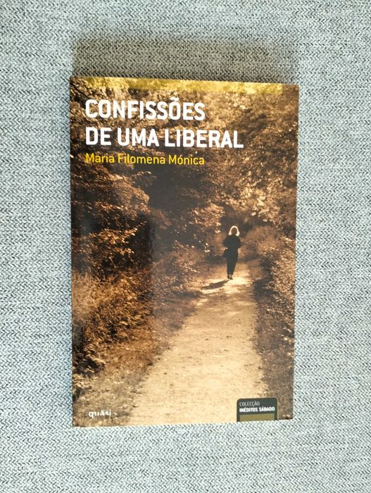 Livro "Confissões de uma liberal" de Maria Filomena Mónica