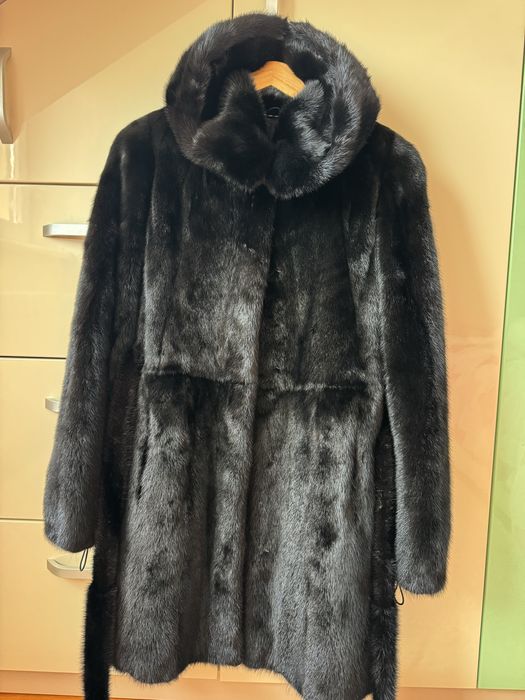 Шуба з натурального хутра норки