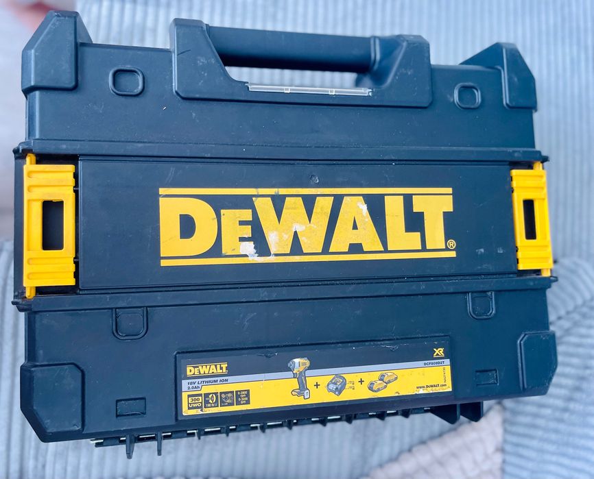 Dewalt wiertarko wkrętarka DCD 790