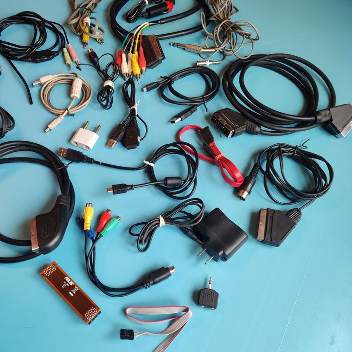 Кабель, переходник, антенна, тюльпаны, зарядки и др. по 15 грн