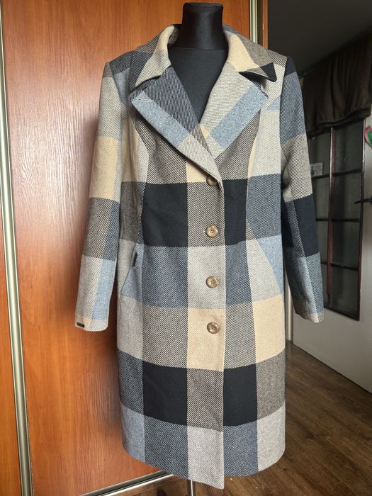 Welniany plaszcz damski plus size