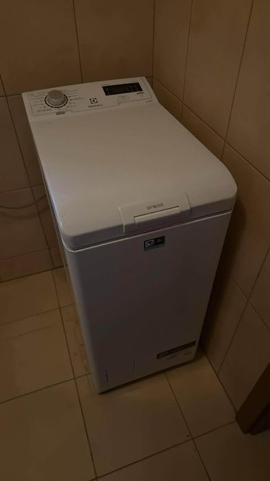 Pralka Electrolux górna klapa