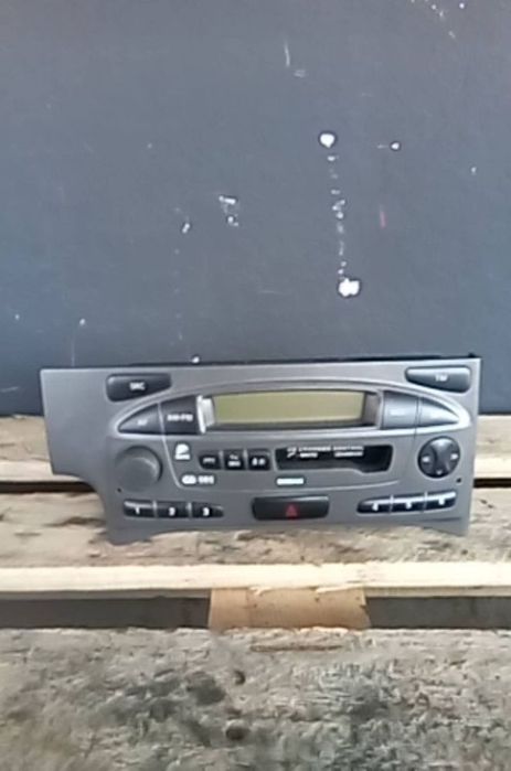 Radio Nissan Primera (P11)