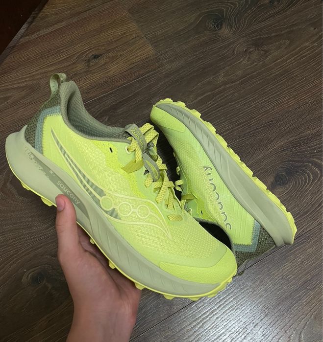 Жіночі кросівки Saucony Peregrine