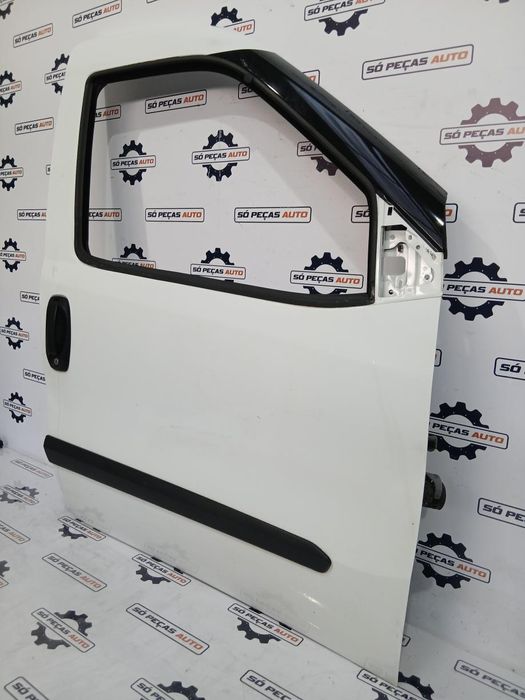 PORTA FRENTE DIREITA BRANCO FIAT DOBLO 1.3MJET ANO: 2011